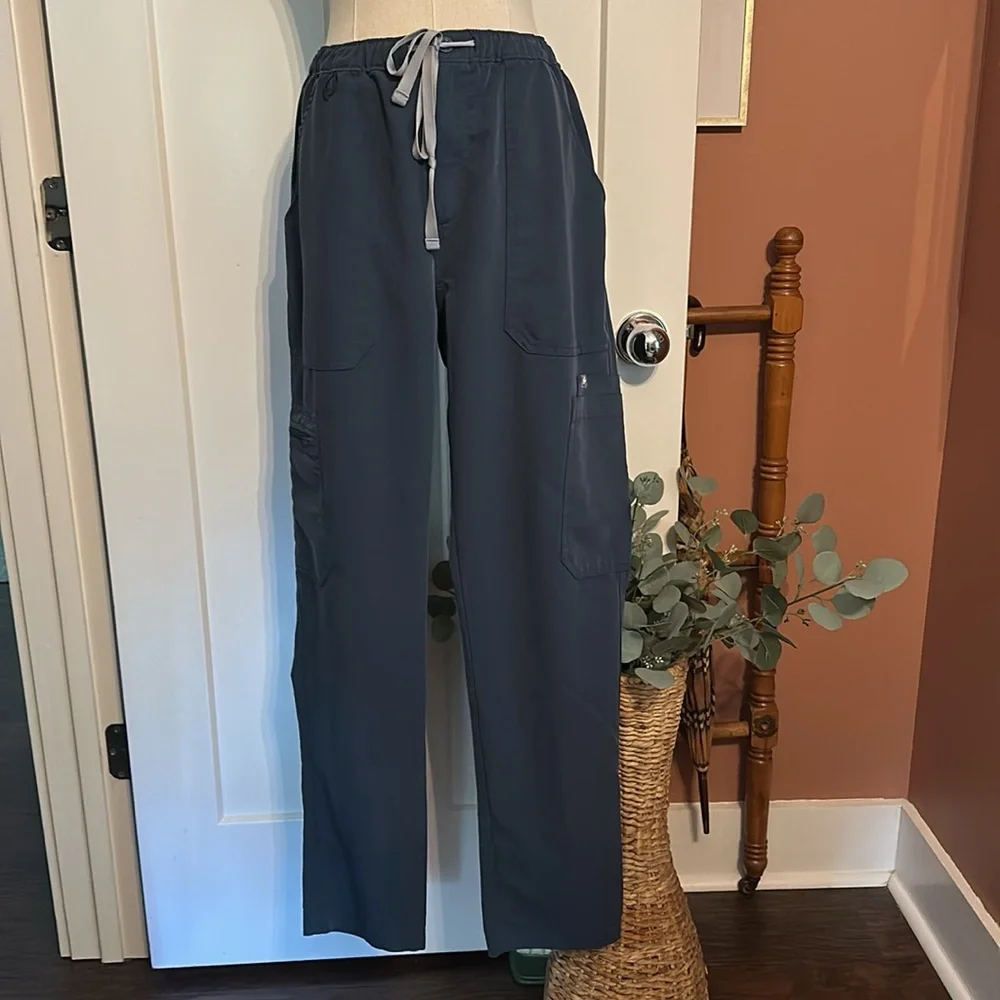 FIGS Cairo cargo Men's Navy blue zipper button drawcord pockets M joggers Pants